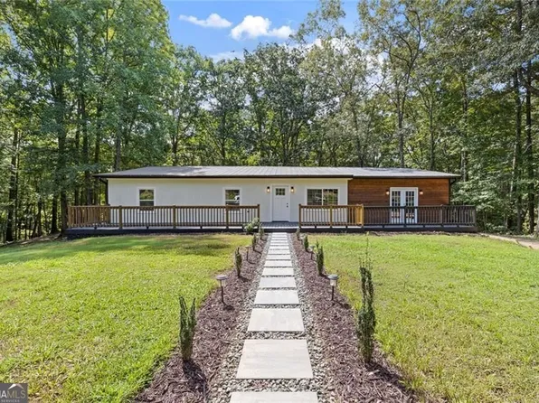 681 Pumpkinvine Rd, Acworth, GA 30101