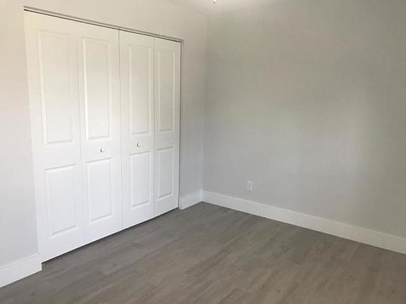 3rd image of 4641 Myla Ln