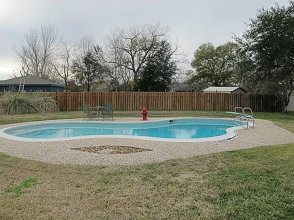 4th image of 11303 Sageking Dr
