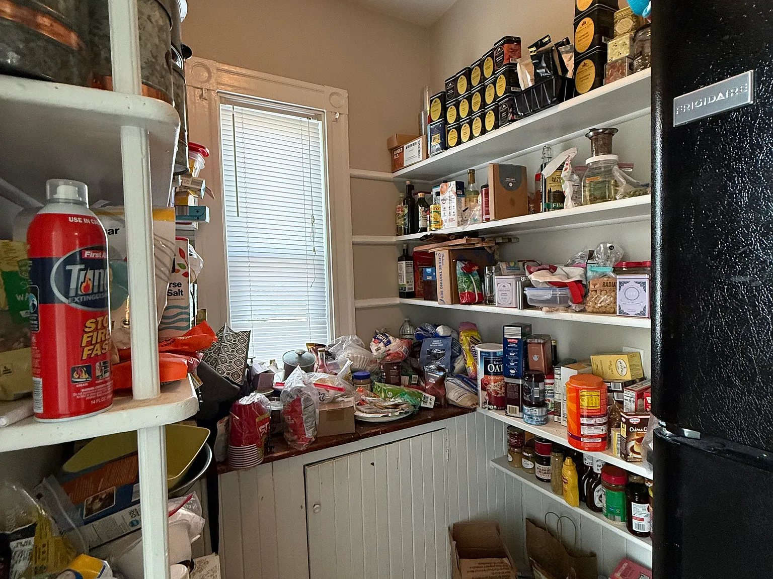 4 bed, 1300 sqft, $4,300 — Photo 4