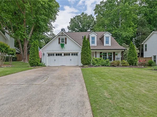 115 Ocee View Ct, Johns Creek, GA 30022