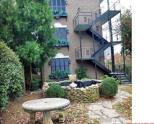 4th image of 45 Sheridan Dr NE #S