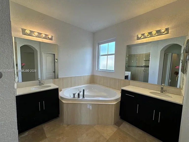 7563 NW 112th Pl #33178 — Photo 8