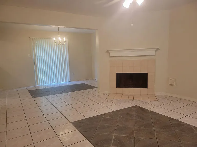 8819 Roaring Point Dr — Photo 3