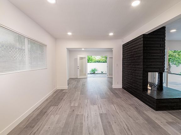 4th image of 6640 Ventura Canyon Ave