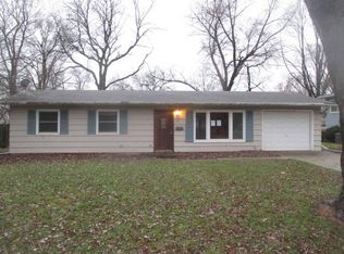 67 Circle Dr E, Montgomery, IL 60538