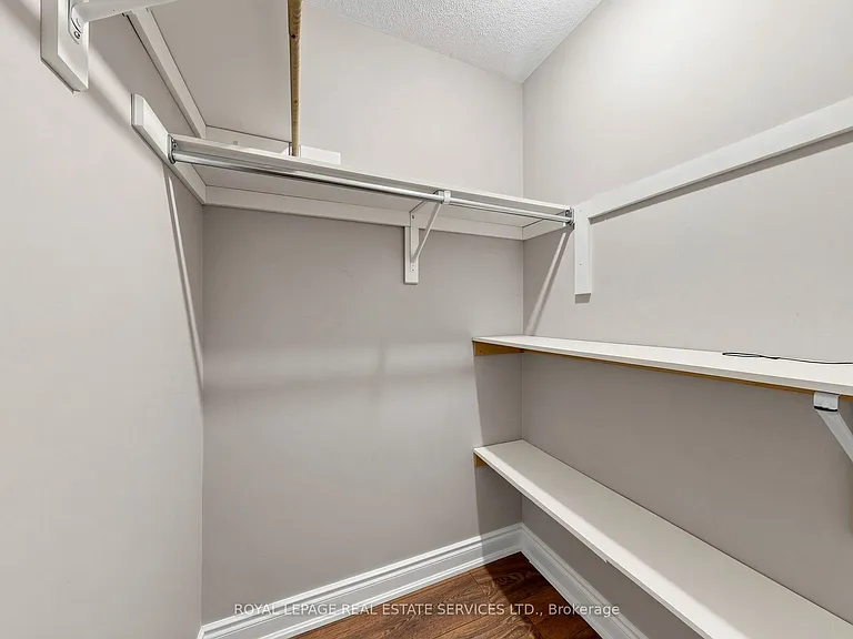 5837 Rainberry Dr — Photo 23