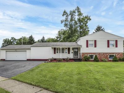 819 Hunt Valley Dr, Reynoldsburg, OH, 43068