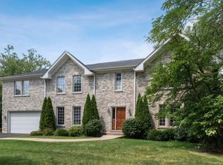 1659 Edgewood Rd, Highland Park, IL 60035