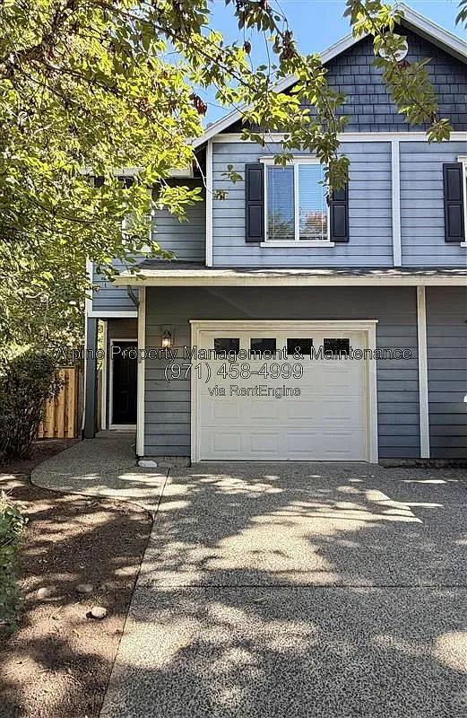 3 bed, 2.5 bath, 1376 sqft, $2,495 — Photo 1