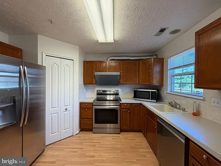3335 Hollow Ct — Photo 3