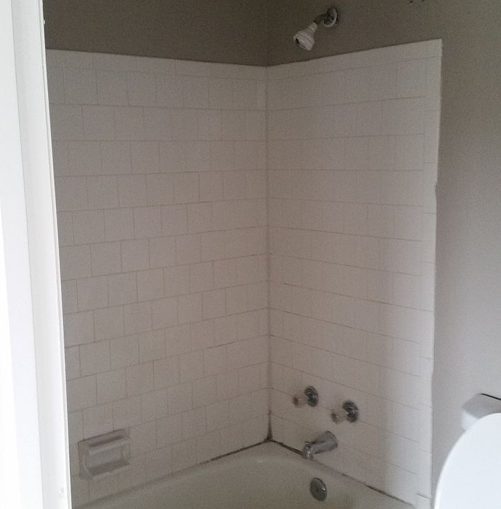 2nd image of 8124 Londonderry Ct