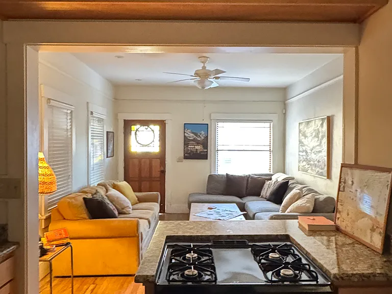 21 E Corral St — Photo 3