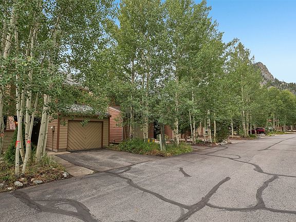 4th image of 216 Creekside Drive UNIT 1