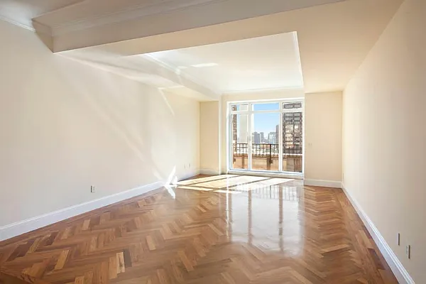 Rented by Town Residential | media 15