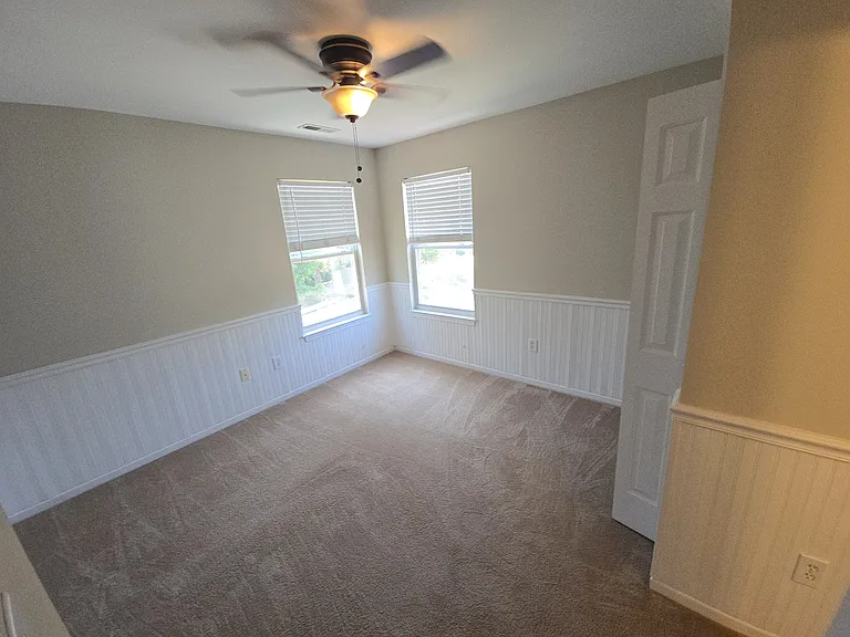 908 Terrace Ave — Photo 25