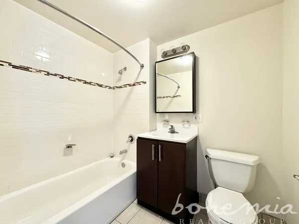 4469 Broadway image 5 of 12