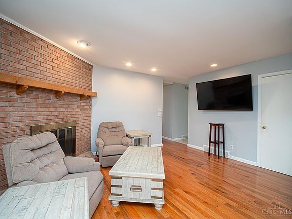 4th image of 2851 Westonridge Dr