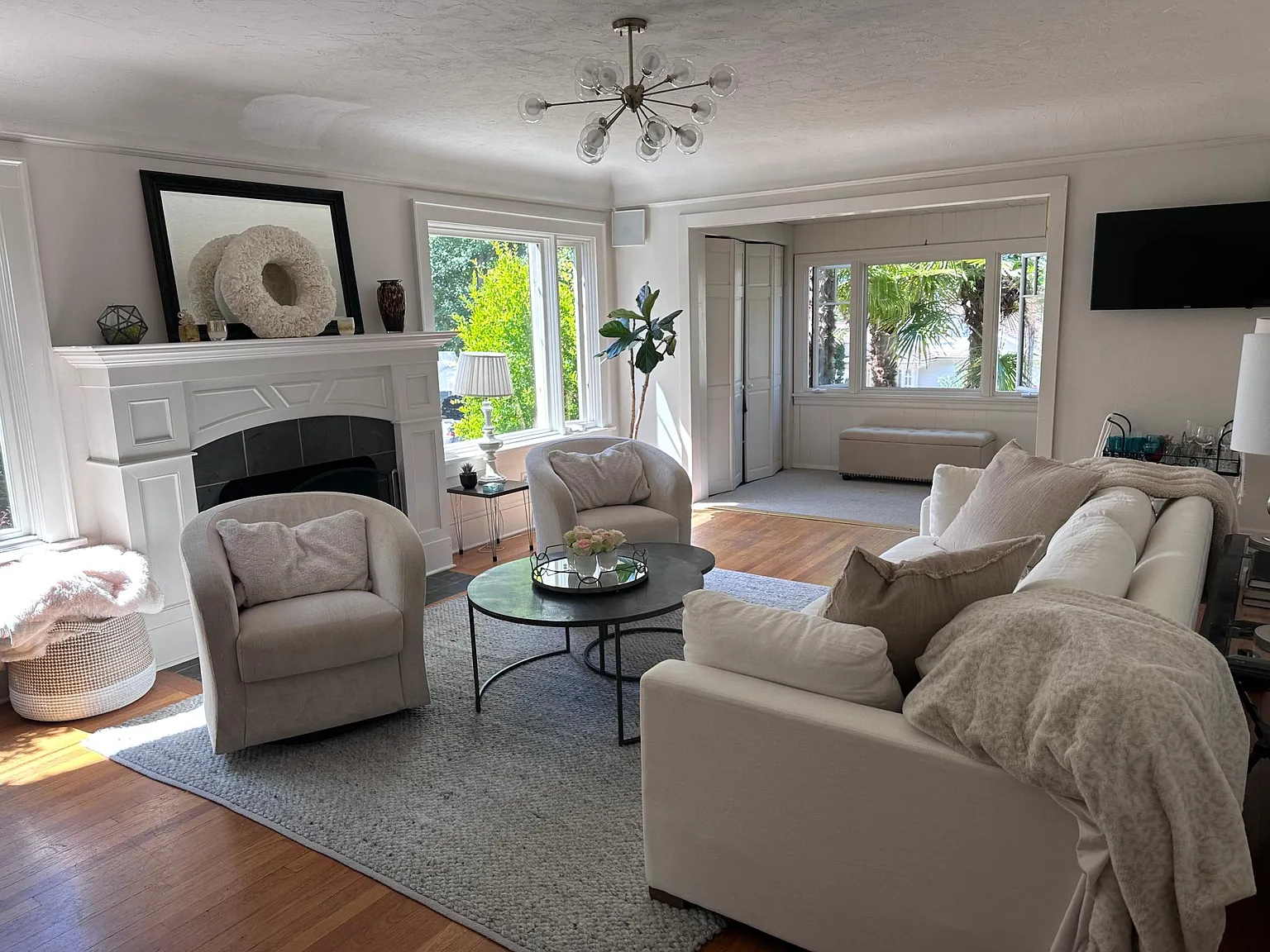 3 bed, 1800 sqft, $4,400 — Photo 2