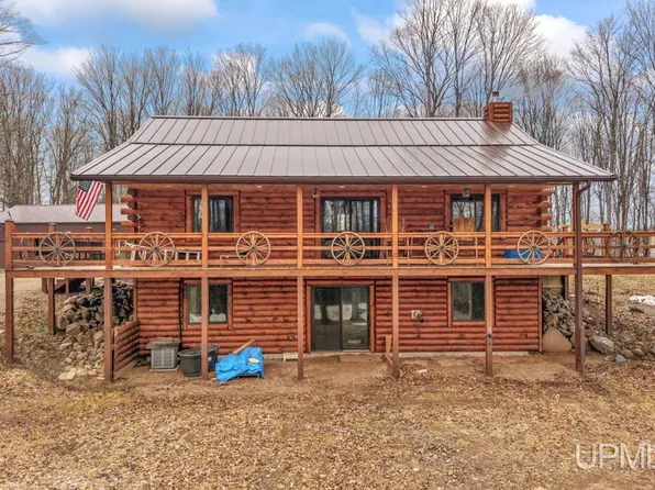 1322 W Northwoods Ln, Hardwood, MI 49834