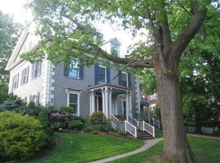 19A Berkeley St #A, Cambridge, MA 02138