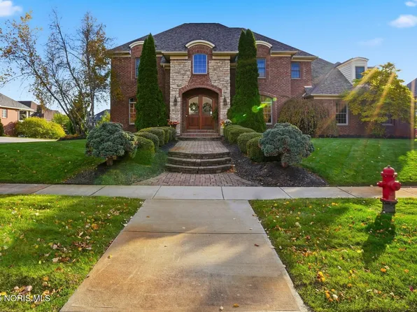 8457 Lakewood Dr, Findlay, OH 45840