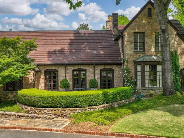 2724 Canterbury Rd S, Birmingham, AL 35223