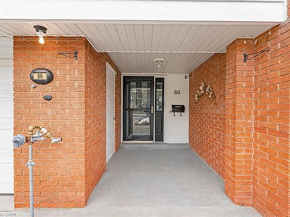 3rd image of 86 Overlea Dr