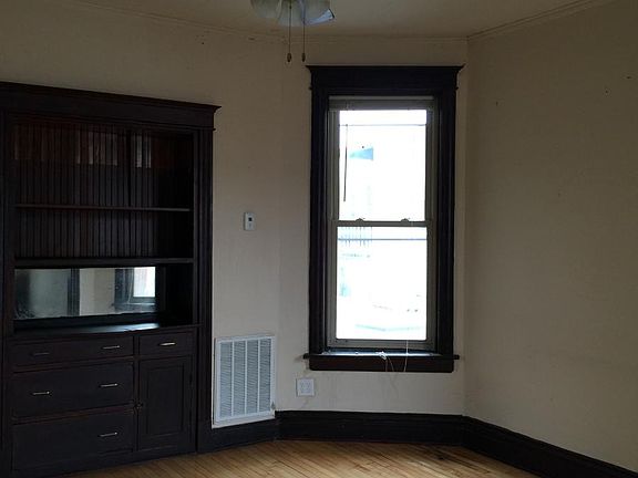4th image of 3120 W Diversey Ave #2