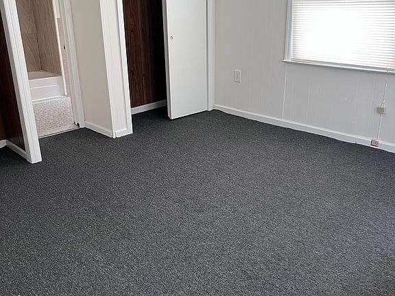 5th image of 15 S Oakland Ave #302
