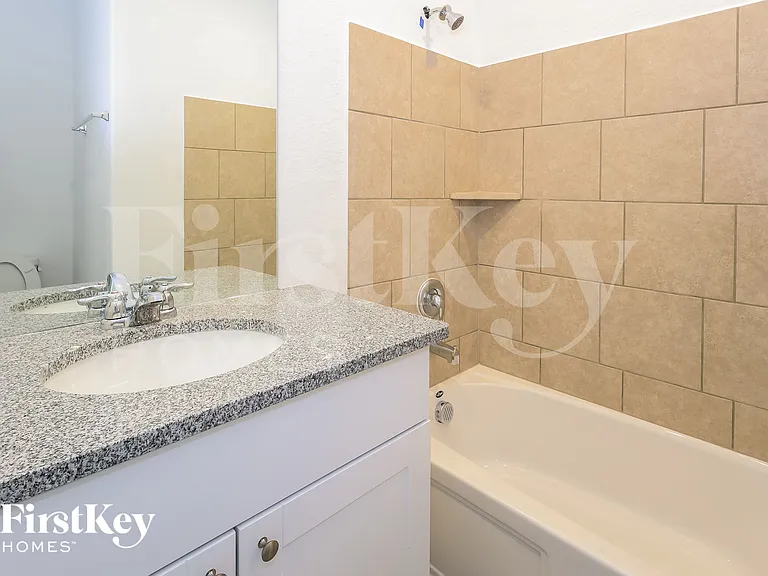 6728 Beehive Dr — Photo 12