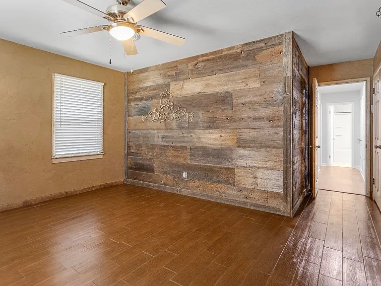 3406 Arthur St — Photo 5