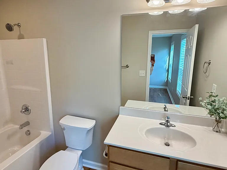 205 Shell Ct — Photo 16