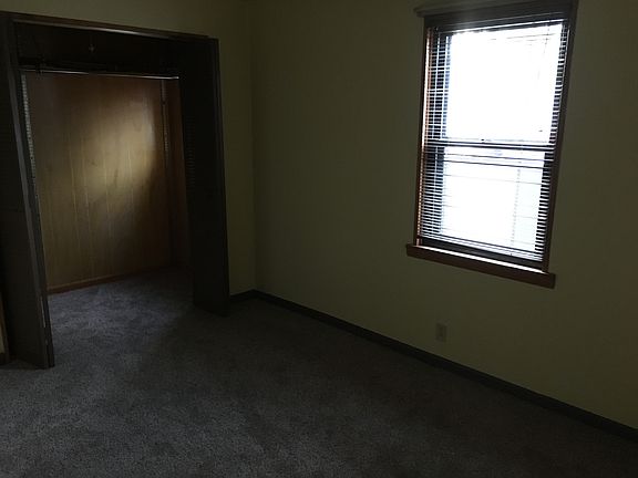 lower level bedroom