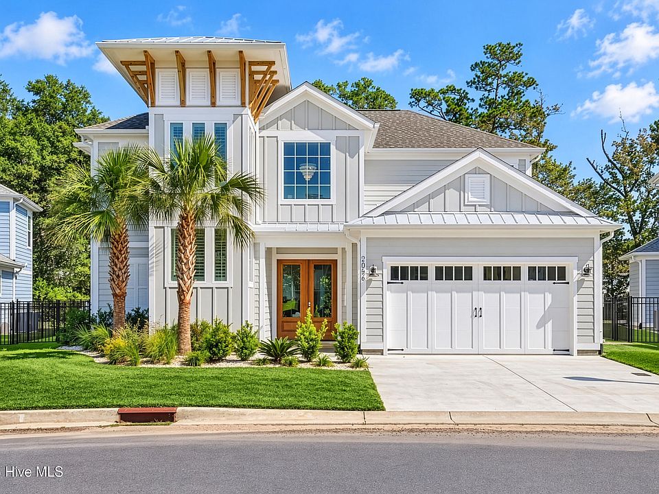 1st image of 2096 Manor Parc Drive