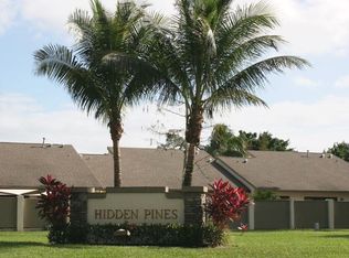 316 Wood Dale Dr, Wellington, FL 33414