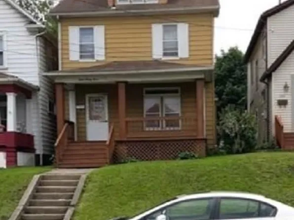1223 Roemer Blvd, Farrell, PA 16121