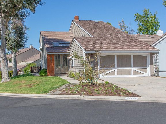 3rd image of 32115 Sailview Ln