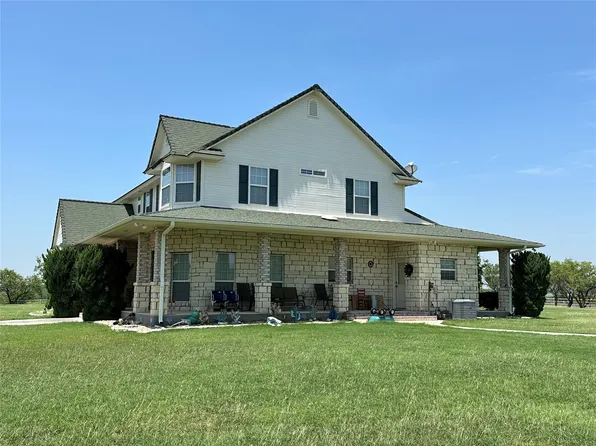 520 Comanche Lake Rd, Comanche, TX 76442