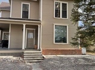 446 S 3rd St APT B, Montrose, CO 81401