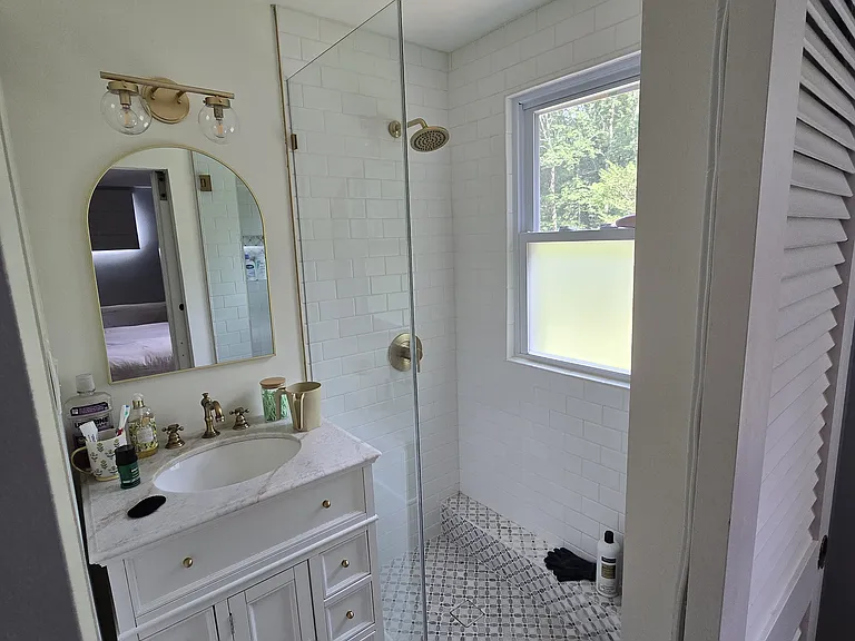 55 Eldred St — Photo 43