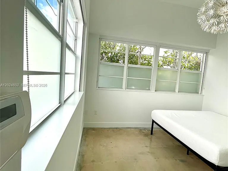 935 Euclid Ave #6 — Photo 26