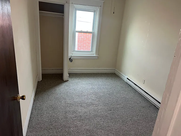173 W Tilghman St #3 — Photo 2