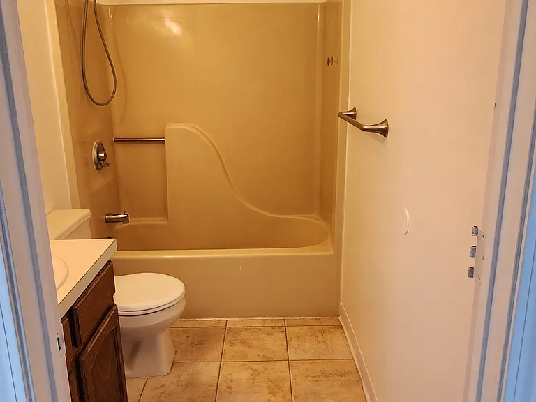 46 S Cherry St — Photo 3