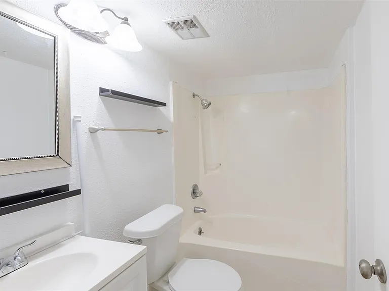 15919 Golf Club Dr #111 — Photo 13
