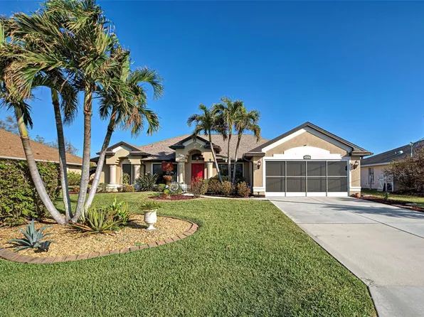 272 Long Meadow Ln, Rotonda West, FL 33947