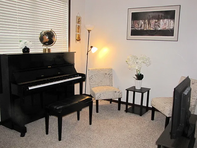 11231 Beechwood Ln — Photo 3