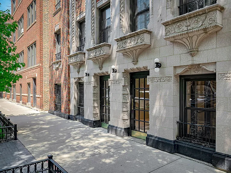 620 W. Surf St. — Photo 1