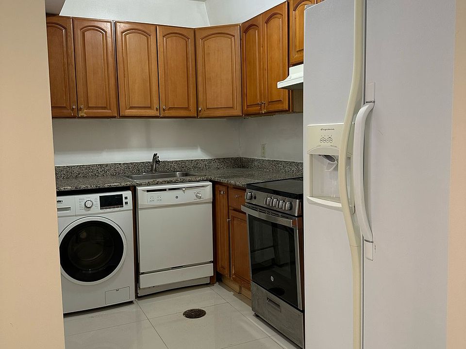 1st image of 8427 Lander St APT 3R