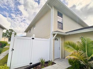 4384 Shadow Crest Pl, Orlando, FL 32811